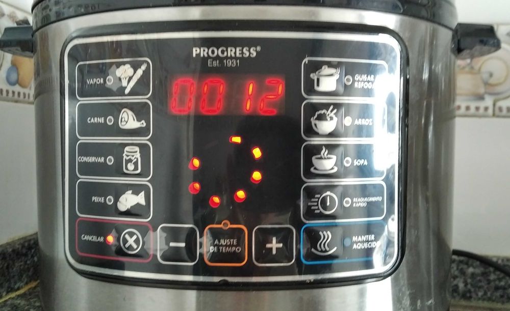 Panela de pressão elétrica ou Placa Teka de 2 bicos de gaz, Iogurteira