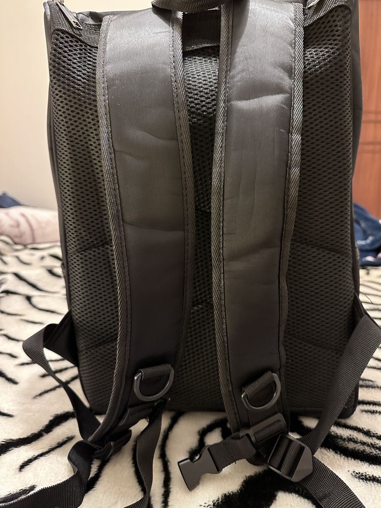 Mochila preta para portatil