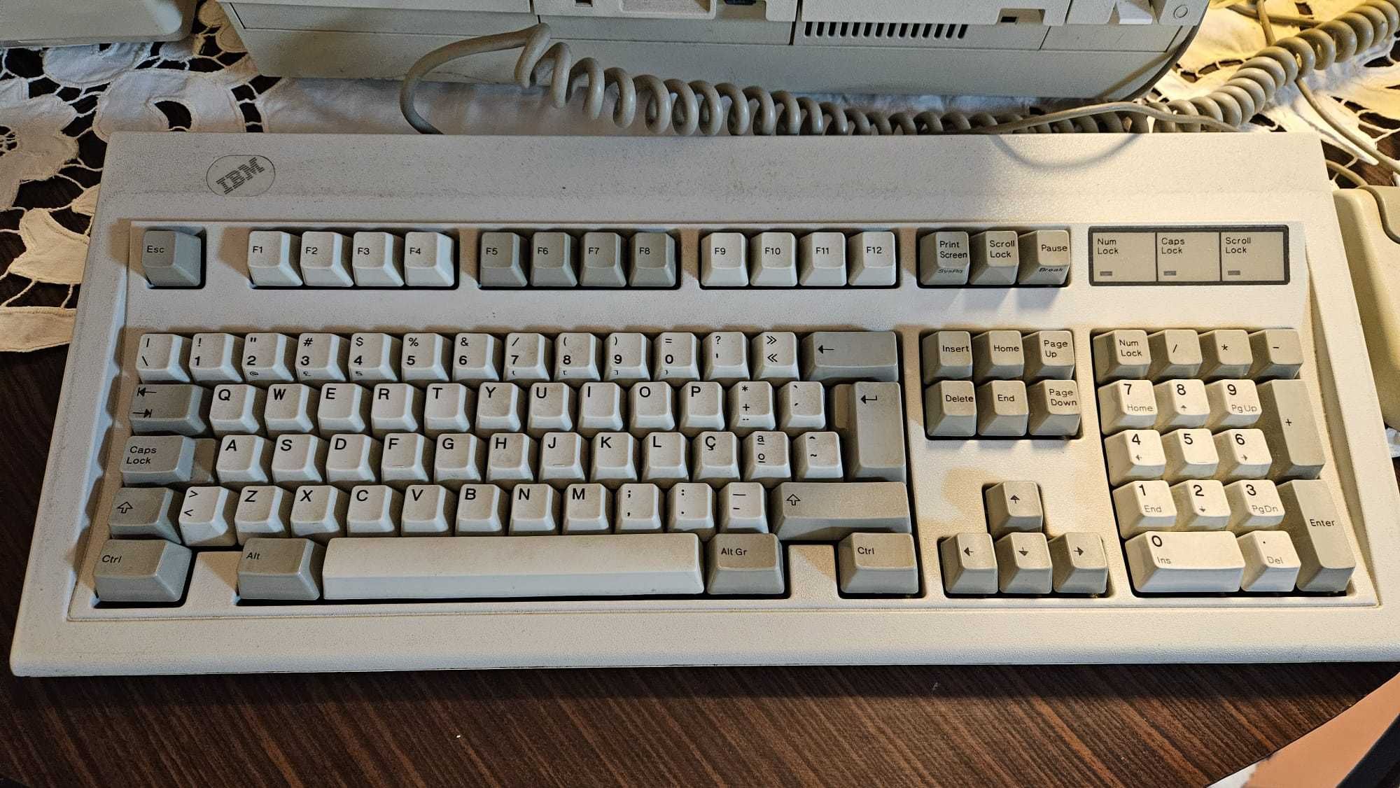 Computador IBM Personal System/2 Model 55 SX  + EPSON LX 800