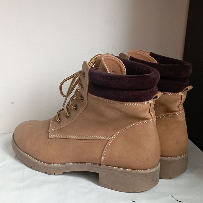 Trapery damskie botki marki Land Rover rozmiar:39 brązowe