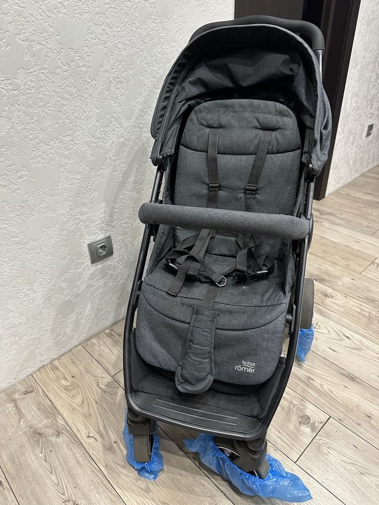 Прогулянкова коляска Britax Römer B-Agile M Black