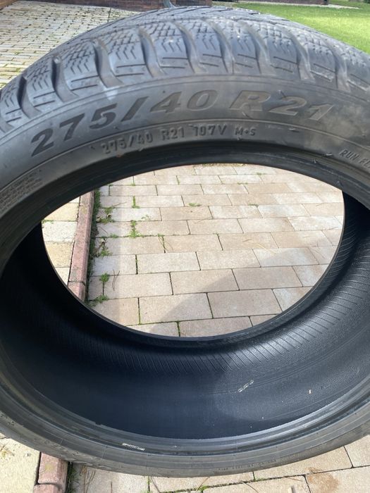 Продаю комплект зимових шин R21