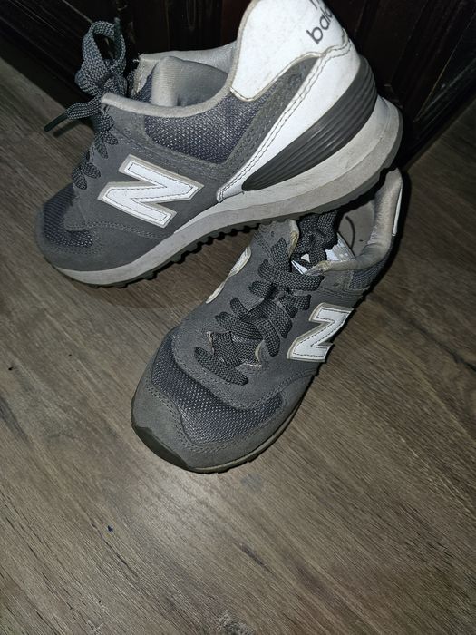 New balance cinza