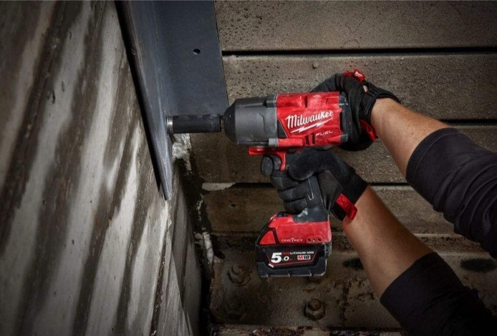 Гайковерт 2034Hm акумуляторний Milwaukee M18 ONEFHIWF34-502X