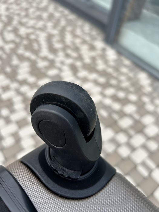 Валіза 40*30*20 лоукост KAIMAN для ручної поклажі