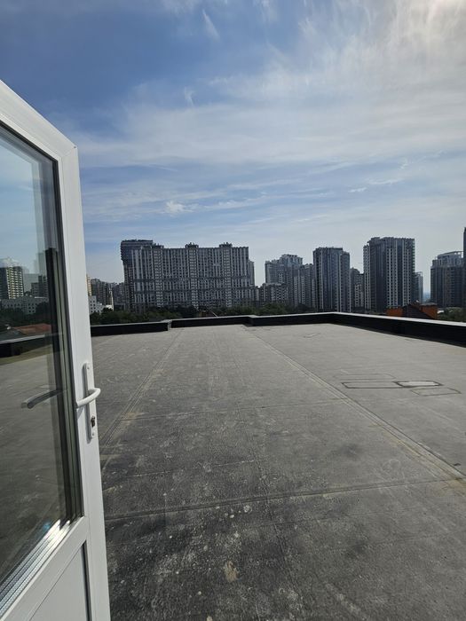 Продам осз,будинок Печерськ 1000м2.