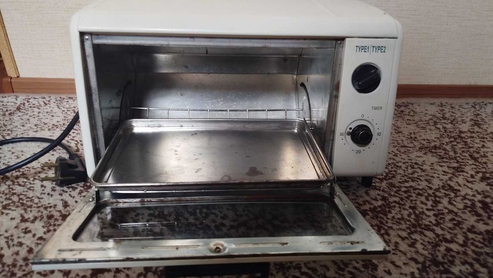 Тостер UNIT рабочий