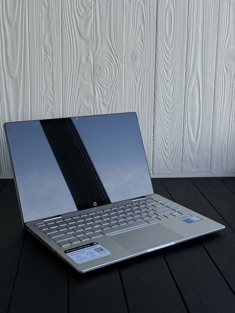 Ноутбук HP Pavilion i5 12th /8gb/512gb x360 2-in-1 Laptop 14-ek0033dx