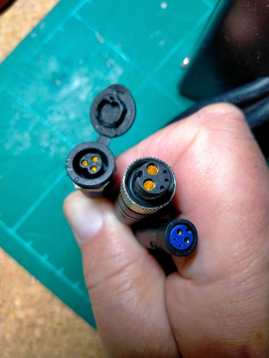 Ładowarka do hulajnogi mocna