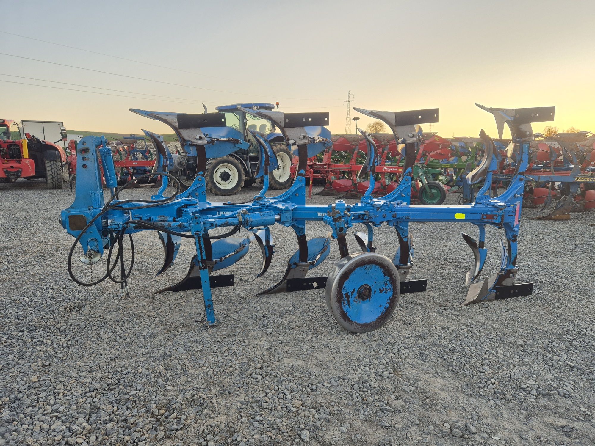 Lemken VariOpal 120 4 skibowy pług obrotowy Vario 30-50cm