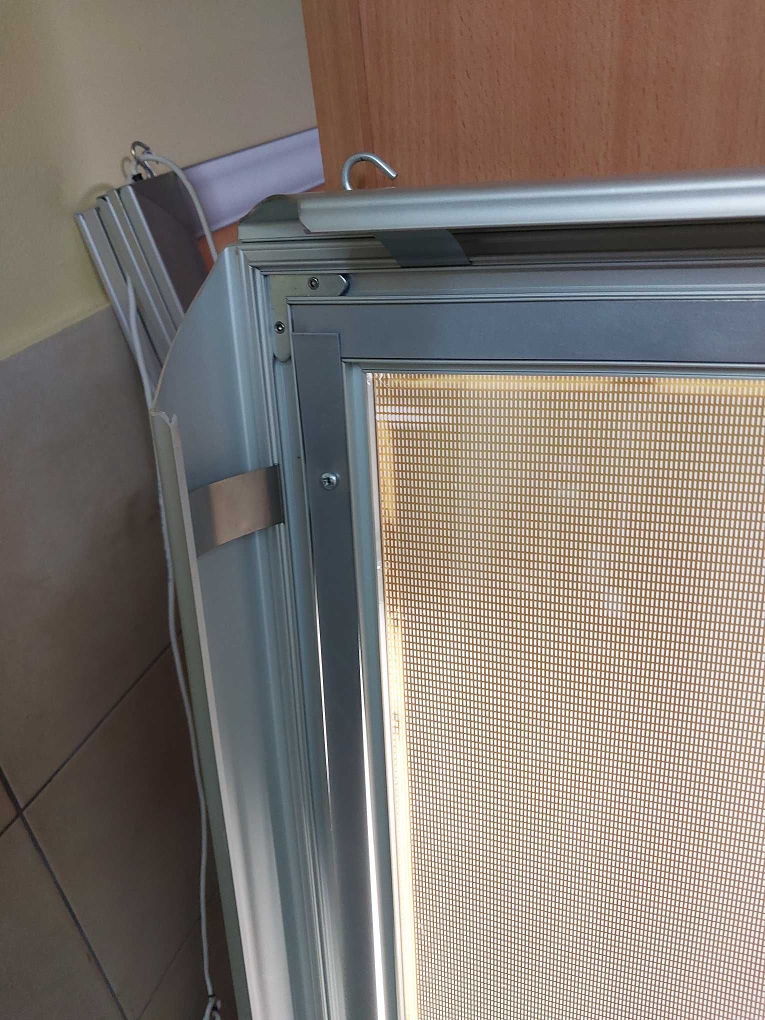 Reklama rama led podświetlana dwustronna format B1 zatrzaskowe mocowan