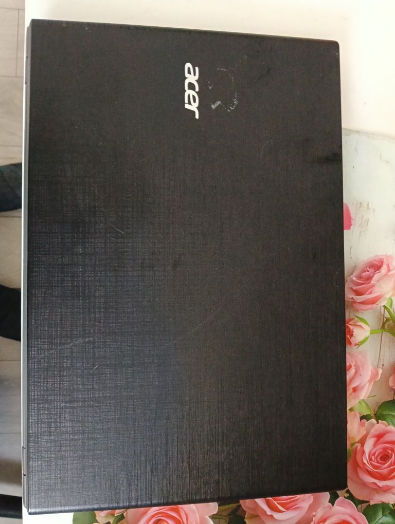 Acer aspire E15 Intel I3 12gb RAM dysk SSD 256 gb
