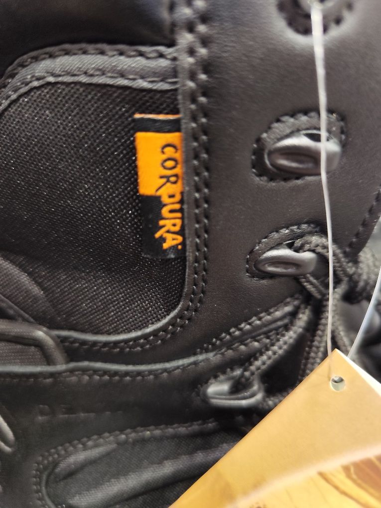 Buty Lekkie taktyczne  rozmiar  44 z zamkiem bocznym