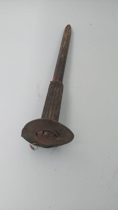 Klin do betonu lub drewna