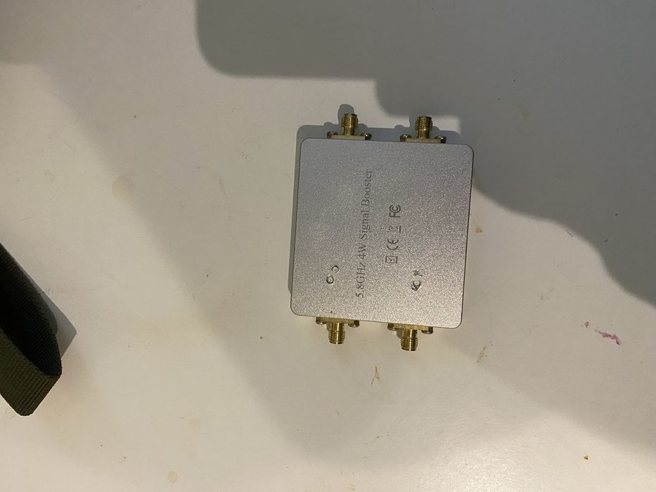 Підсилювач сигналу двухчастотний WiFi 2.4 ГГц 5.8 ГГц 4 Вт 36 дБм
