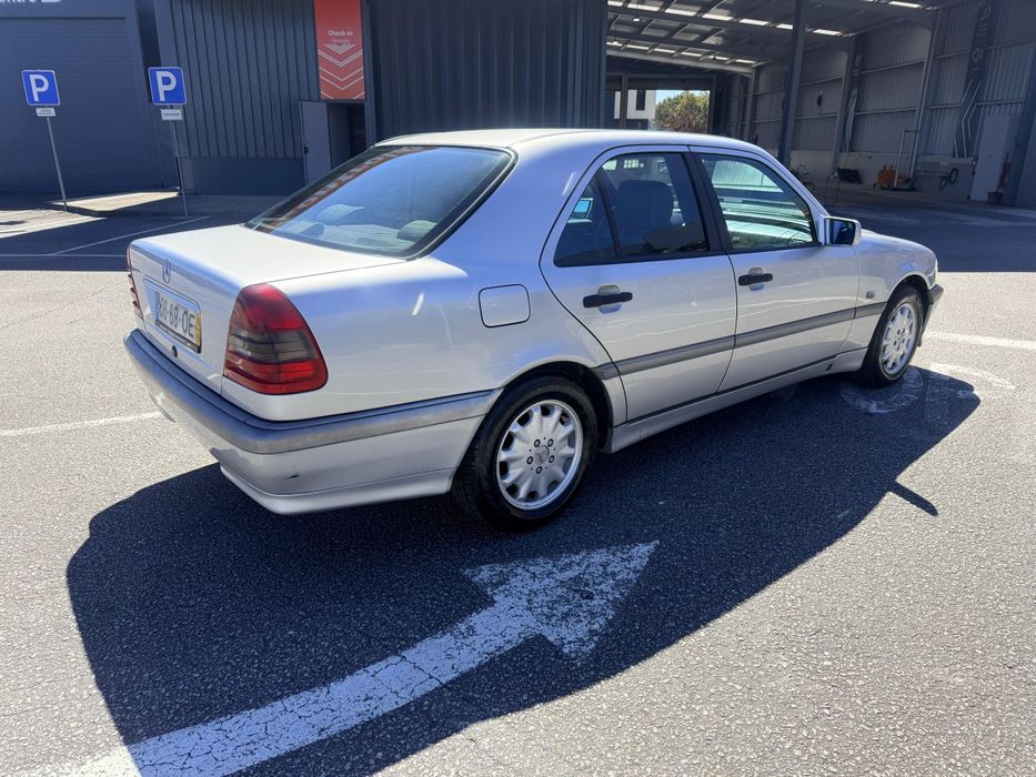Vendo mercedes c220
