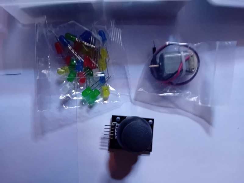 UNO R3 Super Starter Kit Elegoo