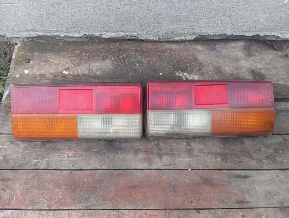 Продам задние фонари ваз 2107