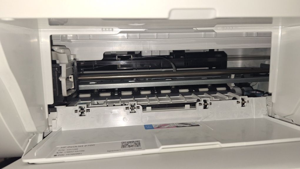 Принтер сканер WiFi HP 3в1 HP DeskJet  1000грн