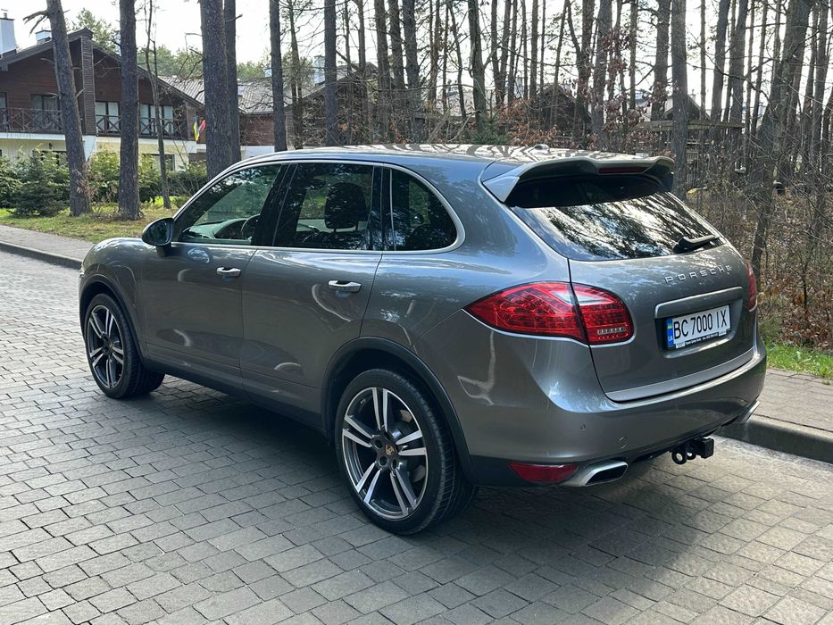 Porsche Cayenne 3.0TDI Platinum