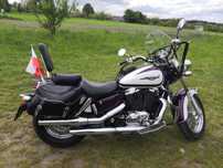 Honda Shadow Sprzedam piękną Hondę Shadow z prywatnych rąk, Bordowo-białą.