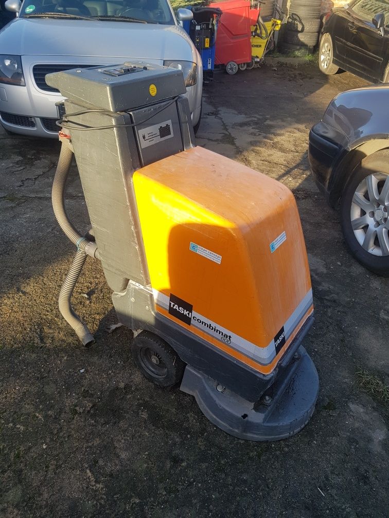 4 x myjka .szorowarka karcher taski.columbus.gansow.