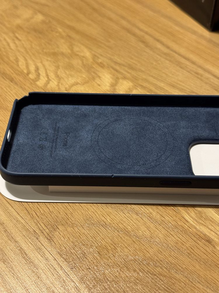 Oryginalne etui Apple iPhone 15 Pro Max sztormowy błękit