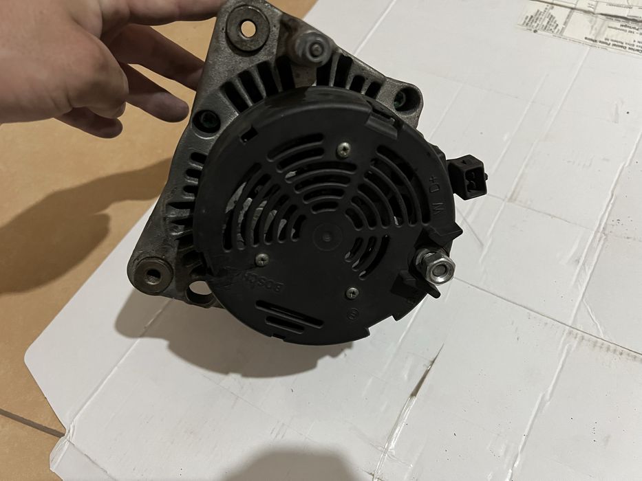 Alternador golf 3