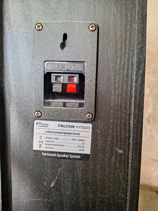 Zestaw kolumn z Amplitunerem Yamaha HTR-2068