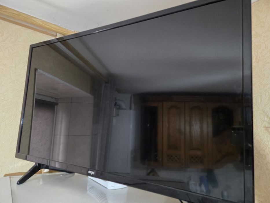 Продам телевізор ERGO 32" (32HDS6500)