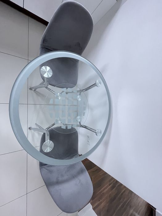 Stół+krzesła stan bardzo dobry