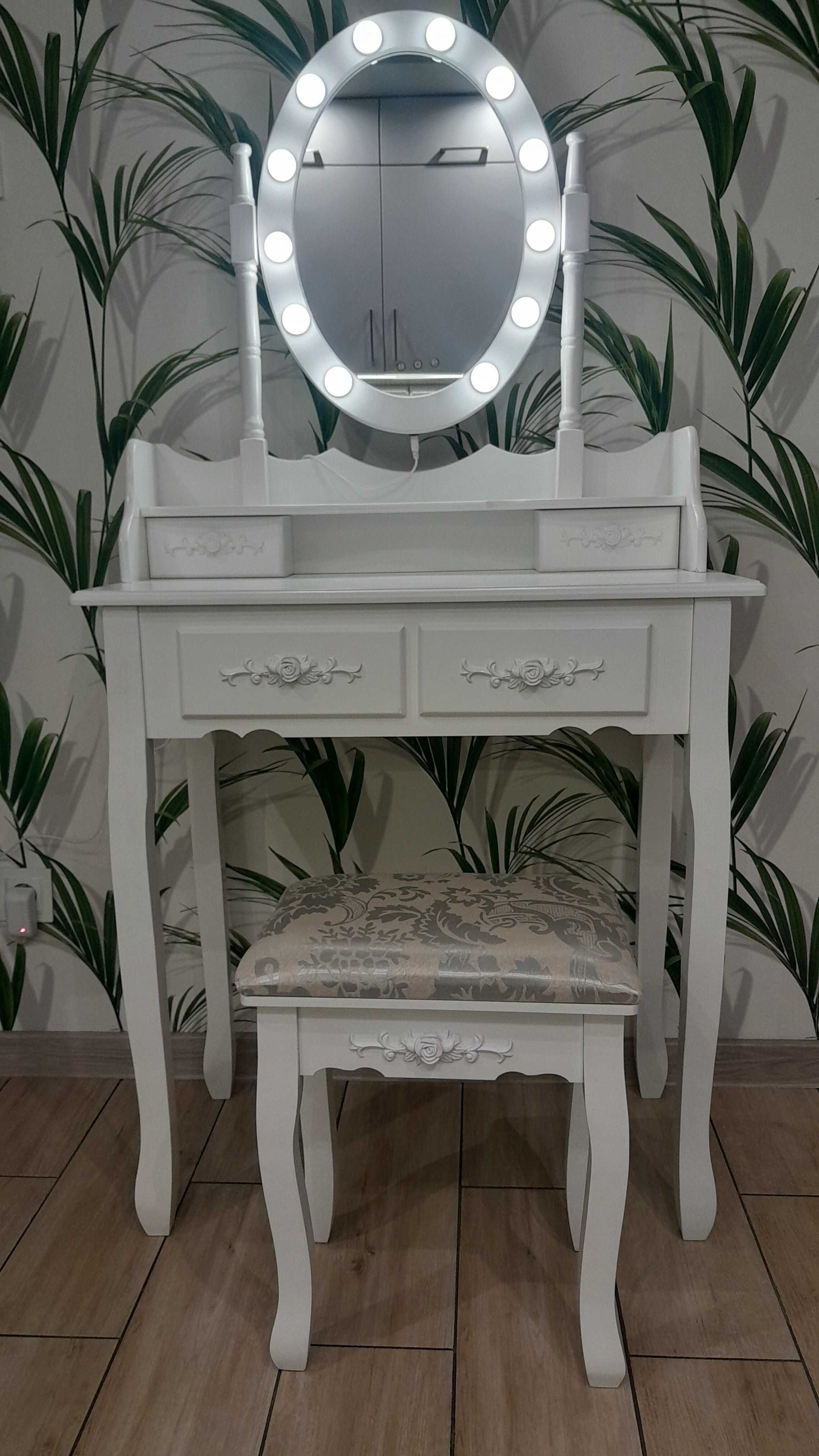 Toaletka kosmetyczna z oświetleniem LED + taboret NOWA