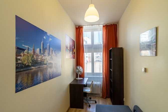 Pokój w okolicy Parku Kopernika, Dąbrowskiego 21