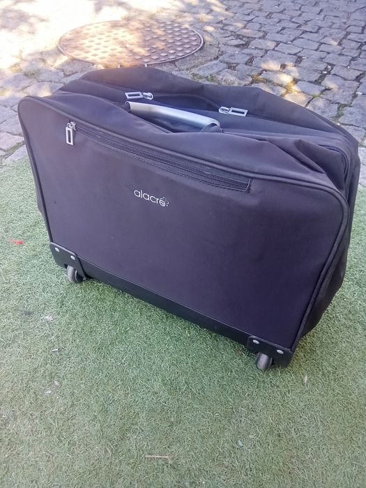 Mala de viagem pequena