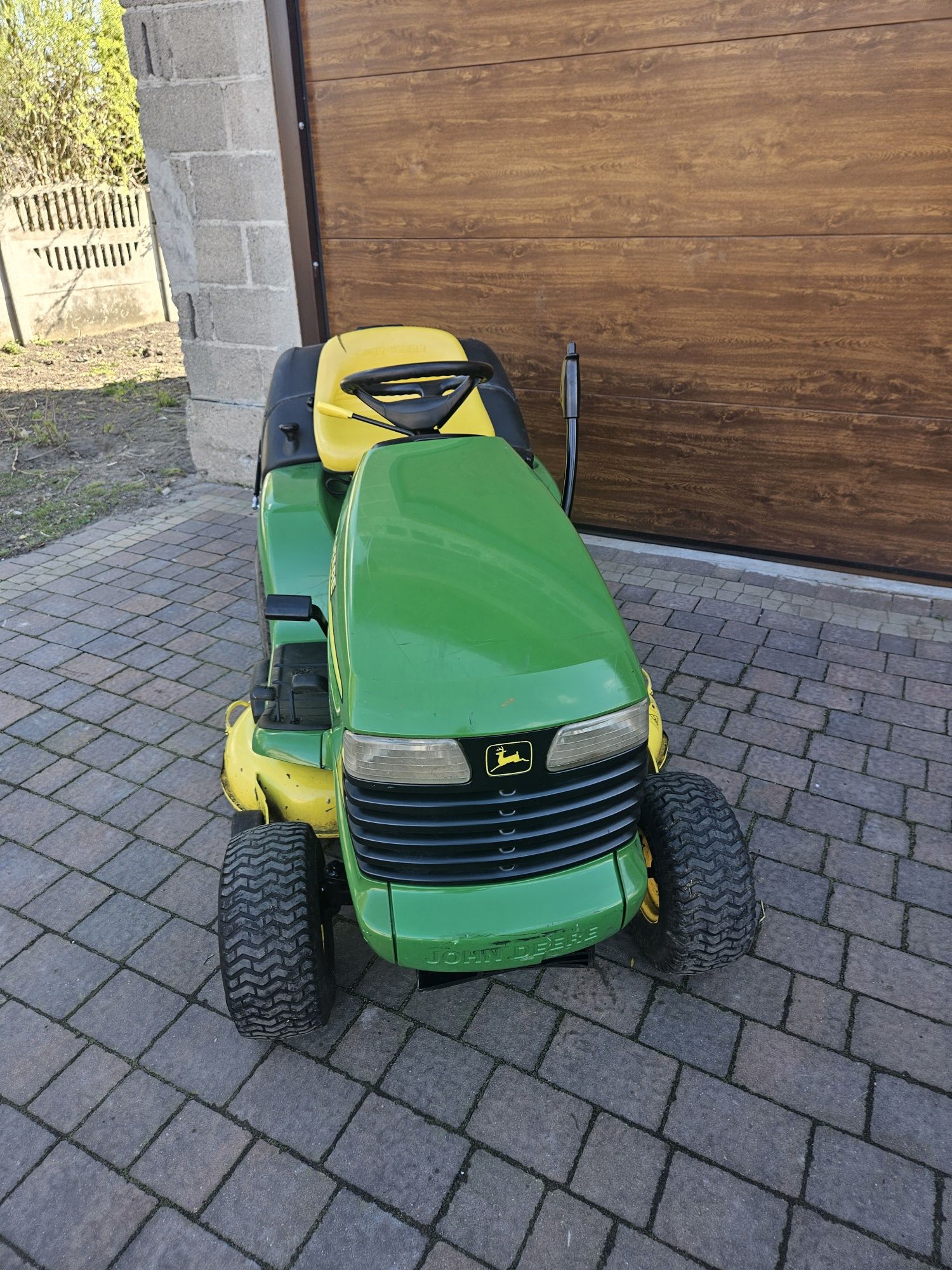 John deer ltr 166 V2 pompa oleju Briggs