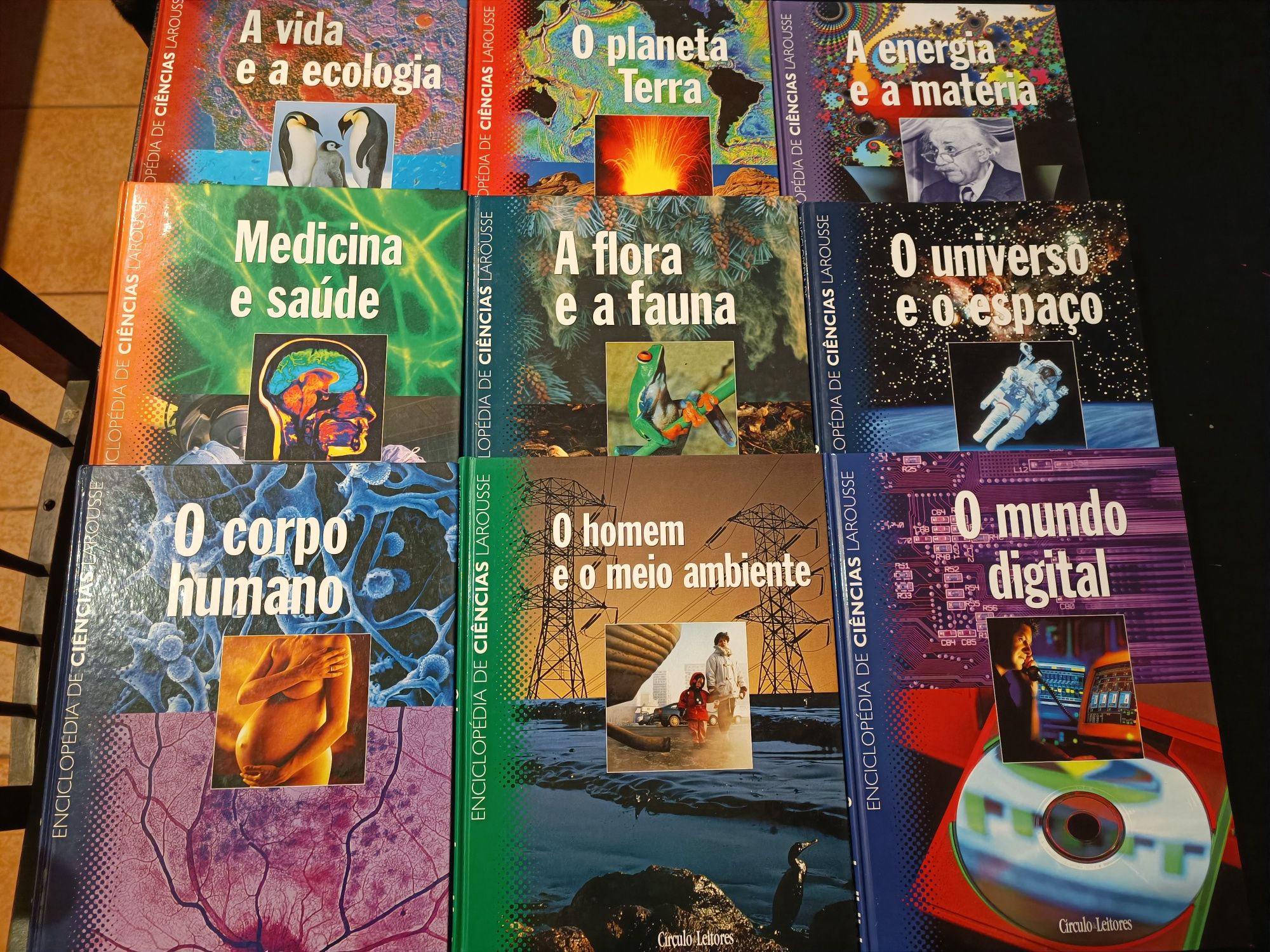 9 Volumes da Enciclopédia de Ciências Larousse do Círculo de Leitores