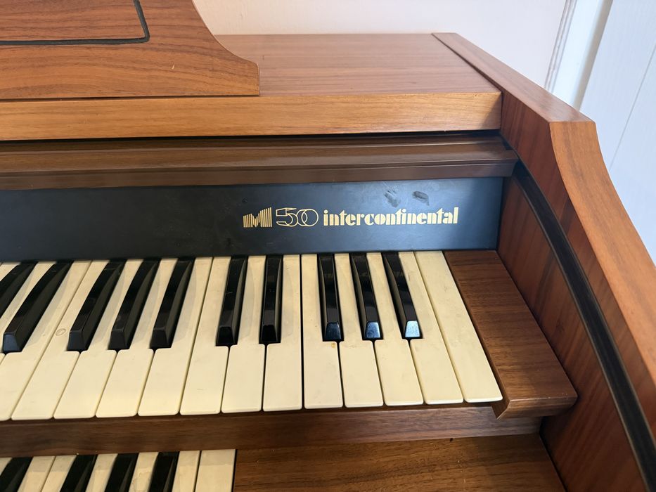 Organy Viscount M 50 Intercontinental