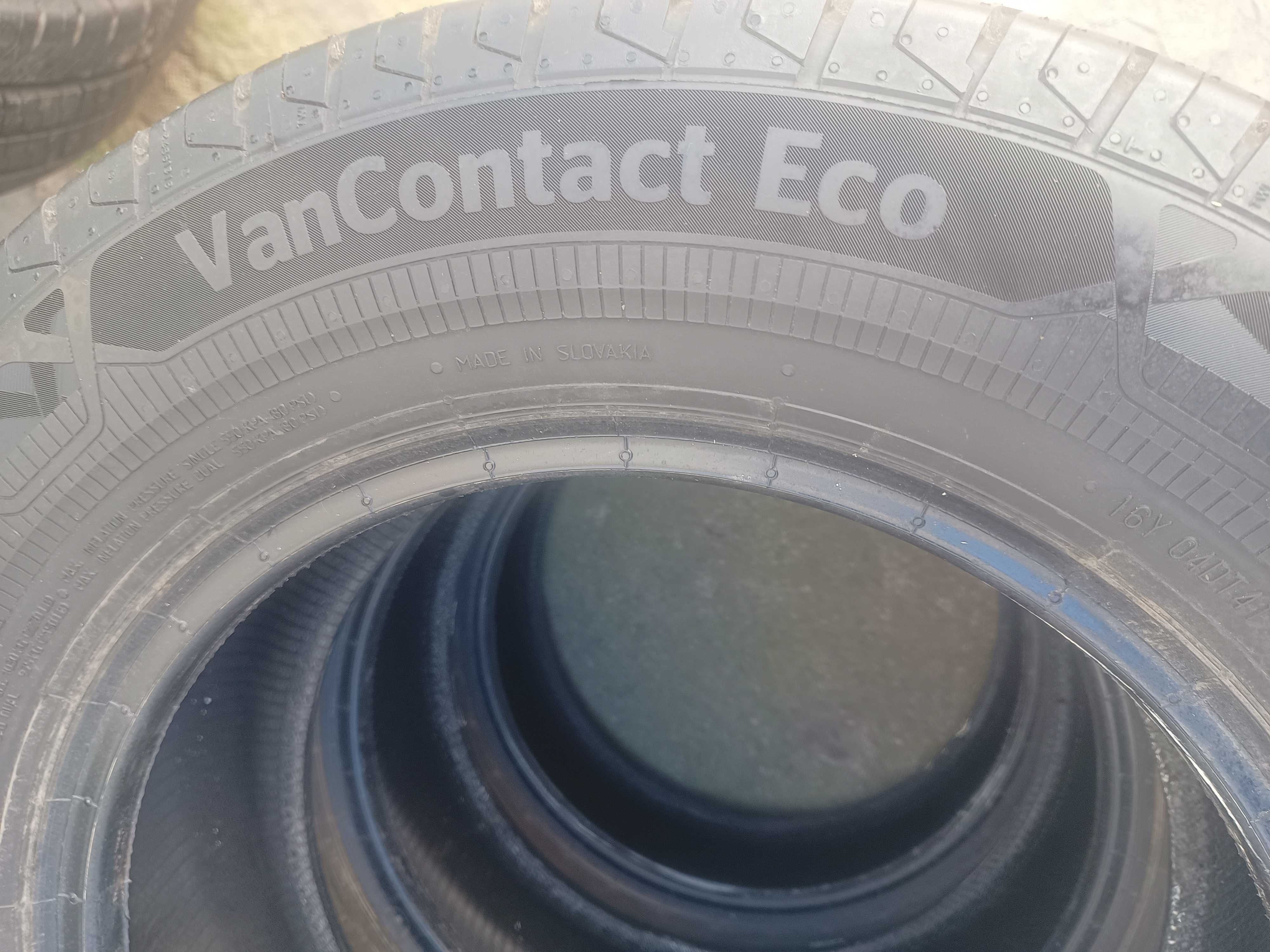 Komplet opon Continental VanContact Eco 215/65/R16C DOT 1023