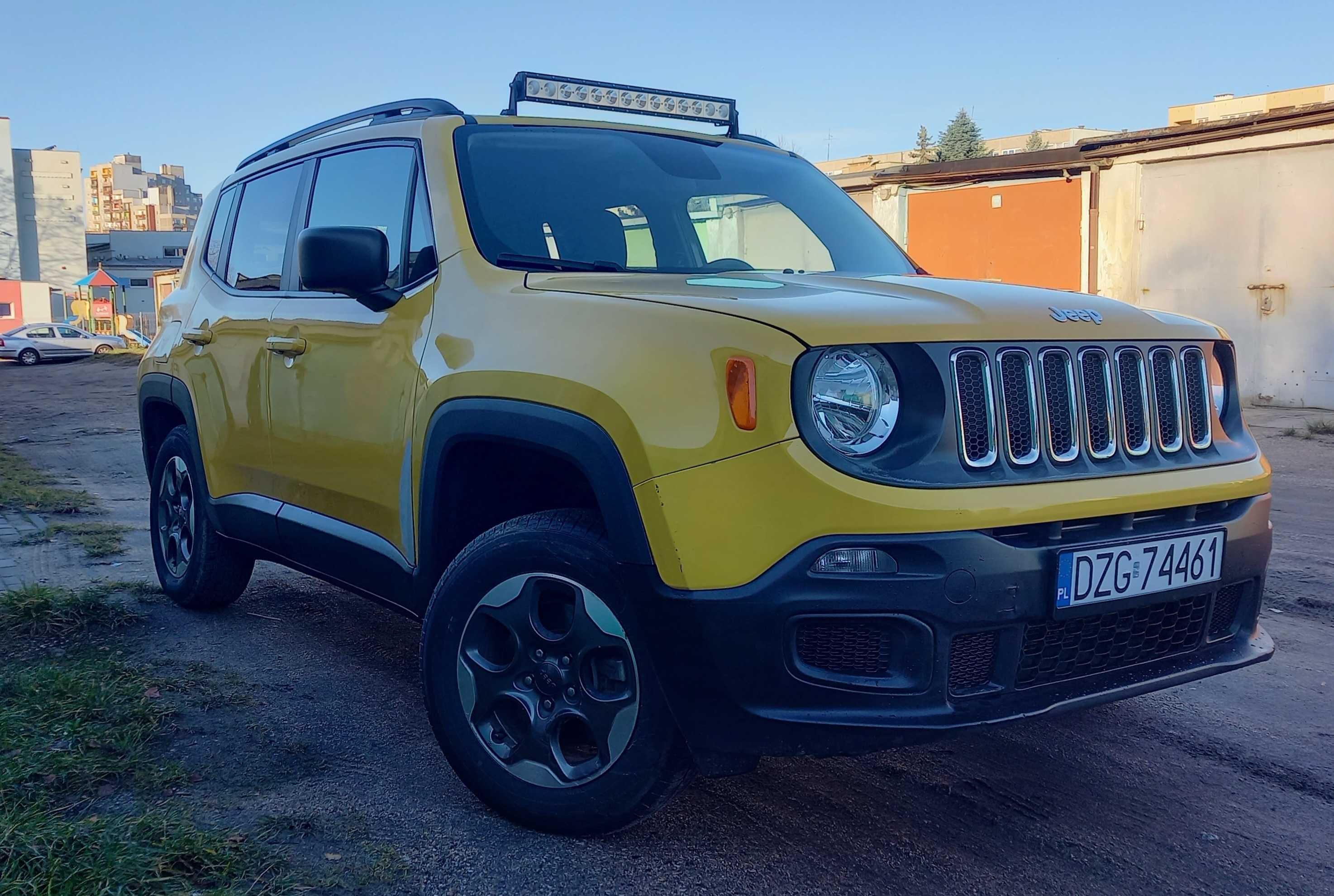 Jeep Renegade 2017, 2.4 benzyna, sport 4x4, żółty, zarejestrowany,