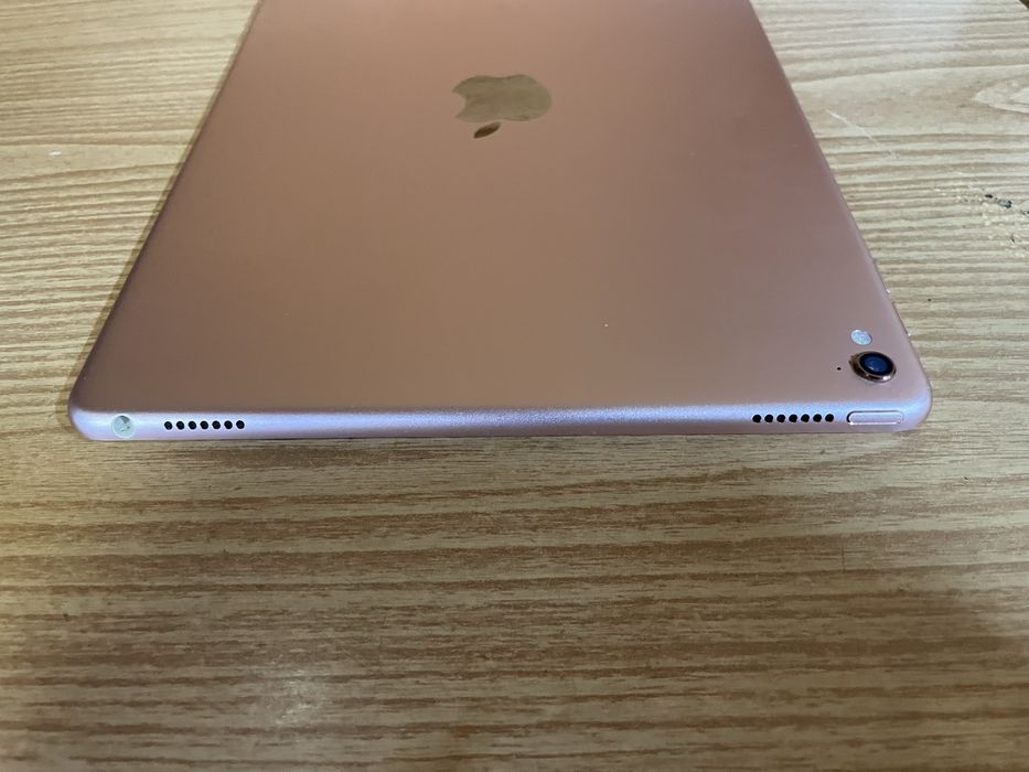 iPad Pro 9.7 на 256gb