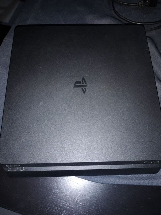 Play station 4 com comando