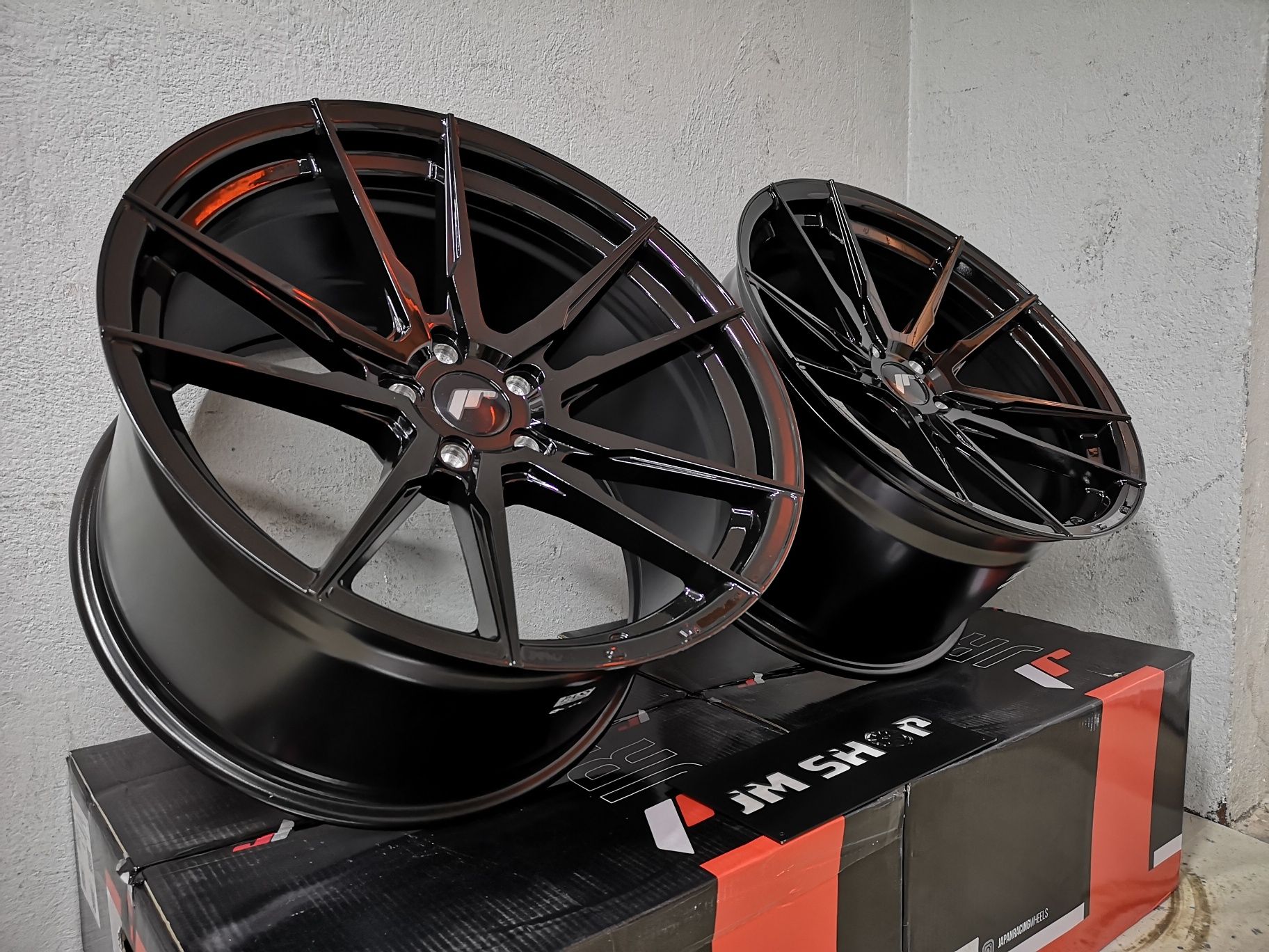 Felgi Flow Form JR21 20" BMW Gloss Black