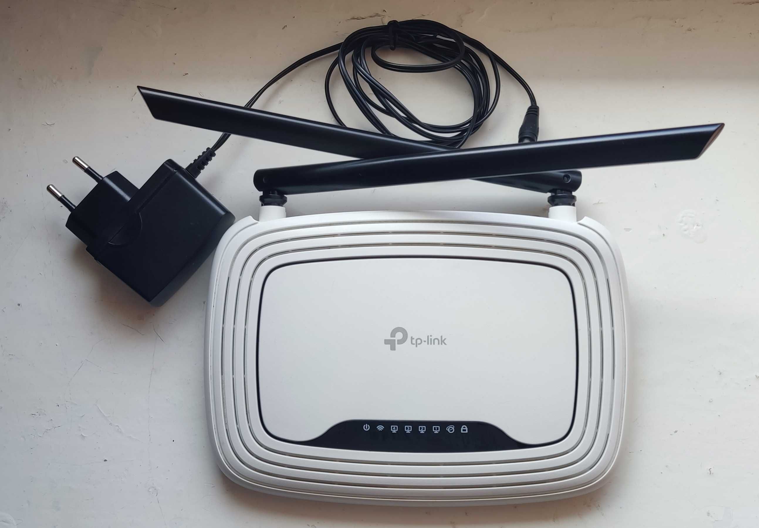 Маршрутизатор TP-LINK TL-WR841N v13