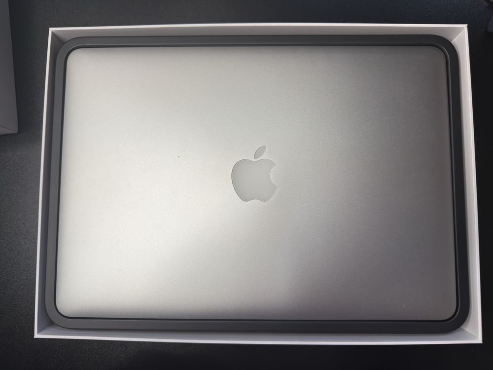 Macbook Air 13” 2017 1,8ghz/8gb/500gb
