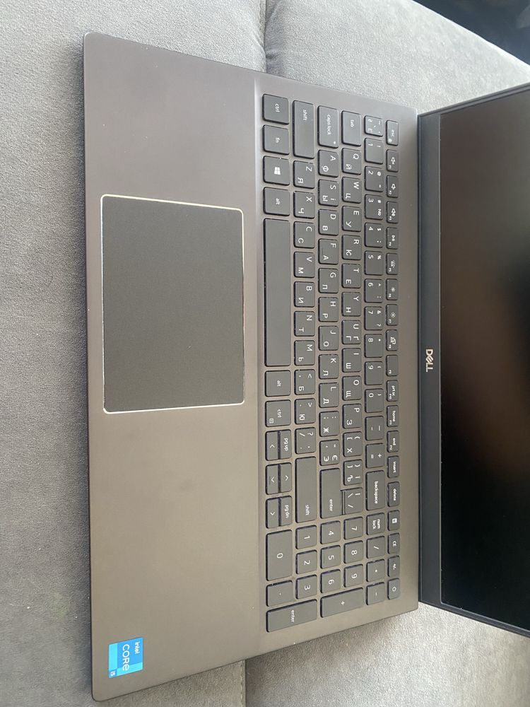 Ноутбук DELL Vostro 5502