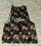 Vendo Camisolas tamanho XS , M ,L