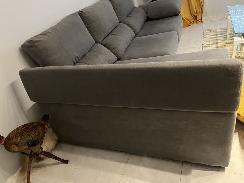 Vendo sofa com chaise long cinza antracite