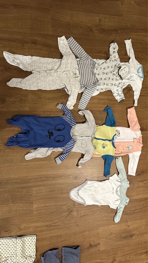 Paka dla malucha 1-2lata - ok 40 ubranek