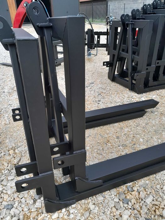 Mocny paleciak podnośnik widlak tuz do palet nowy na tył ciągnika