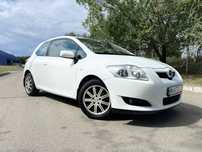 Toyota Auris 2008, 1.6 бензин, купе